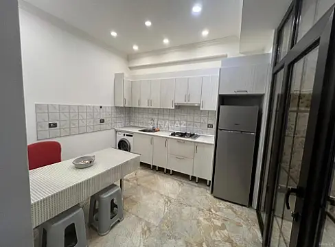 Kirayə verilir 2 otaqlı mənzil 72 m²