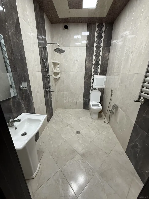 Kirayə verilir 2 otaqlı mənzil 90 m²