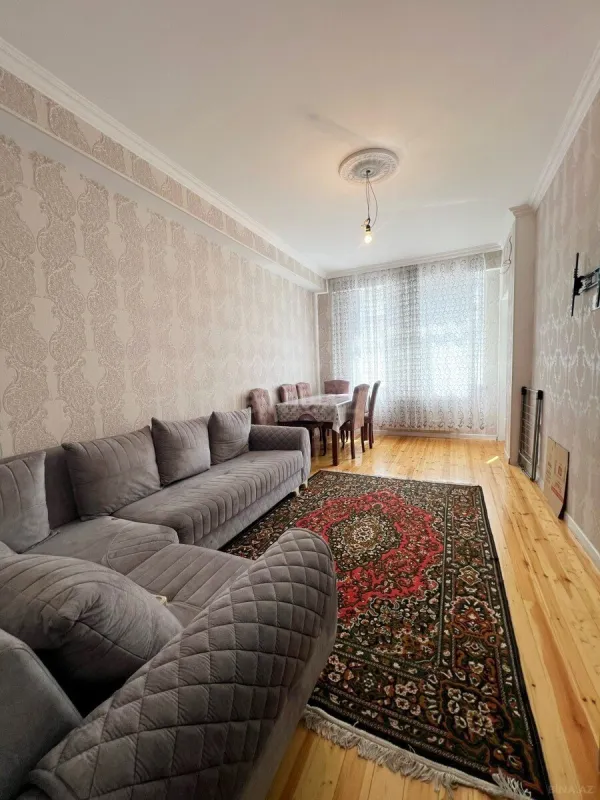Kirayə verilir 2 otaqlı mənzil 60 m²