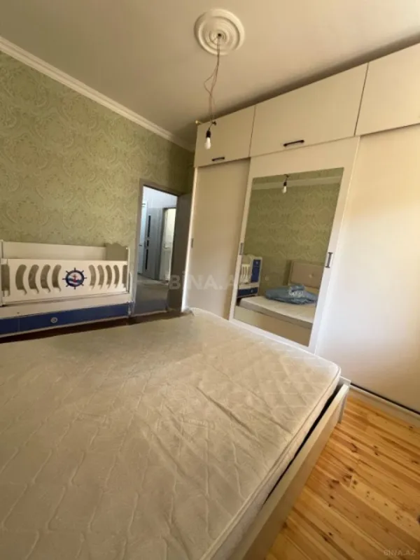 Kirayə verilir 2 otaqlı mənzil 60 m²
