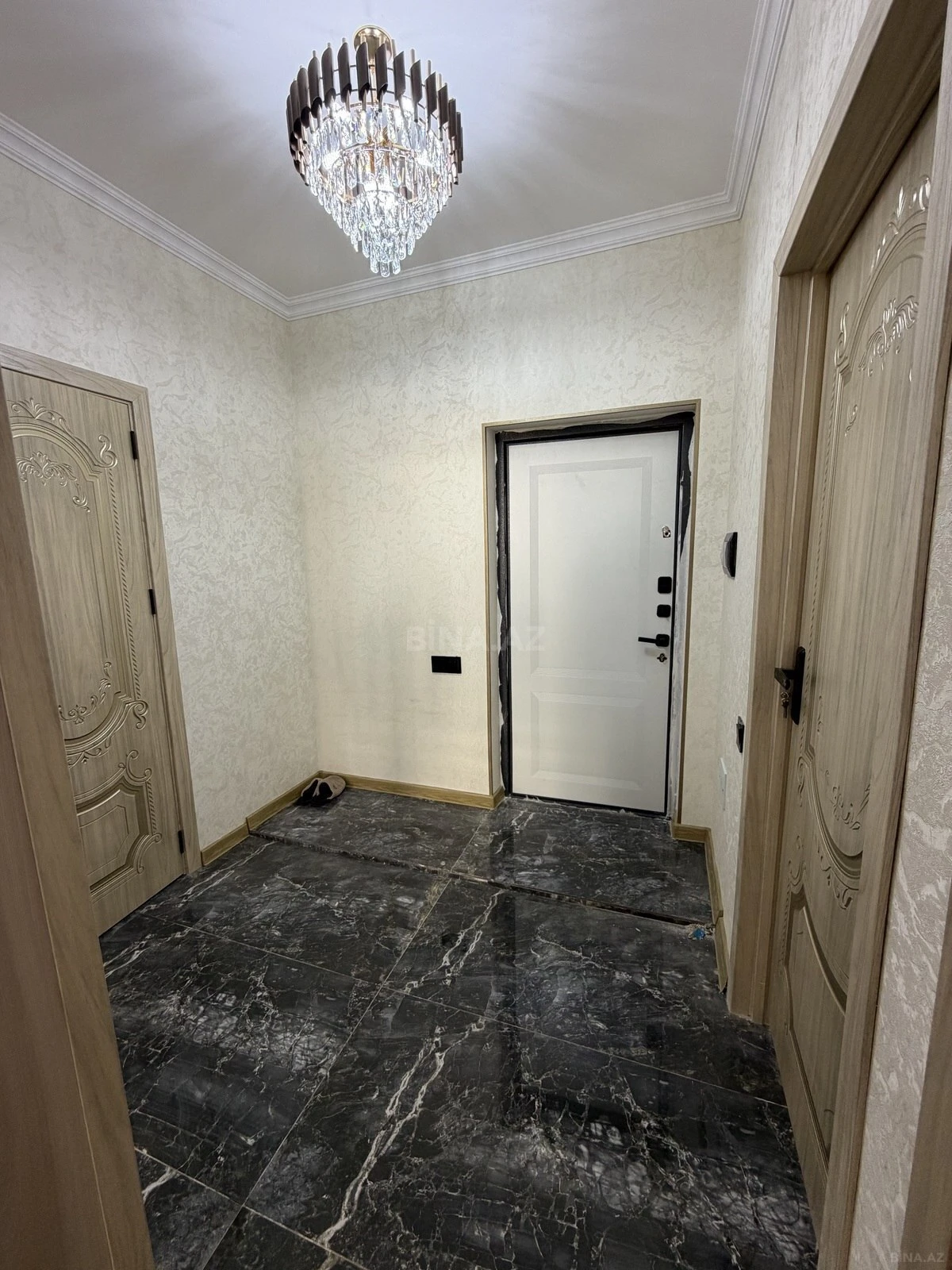 Satılır 2 otaqlı mənzil 62 m²