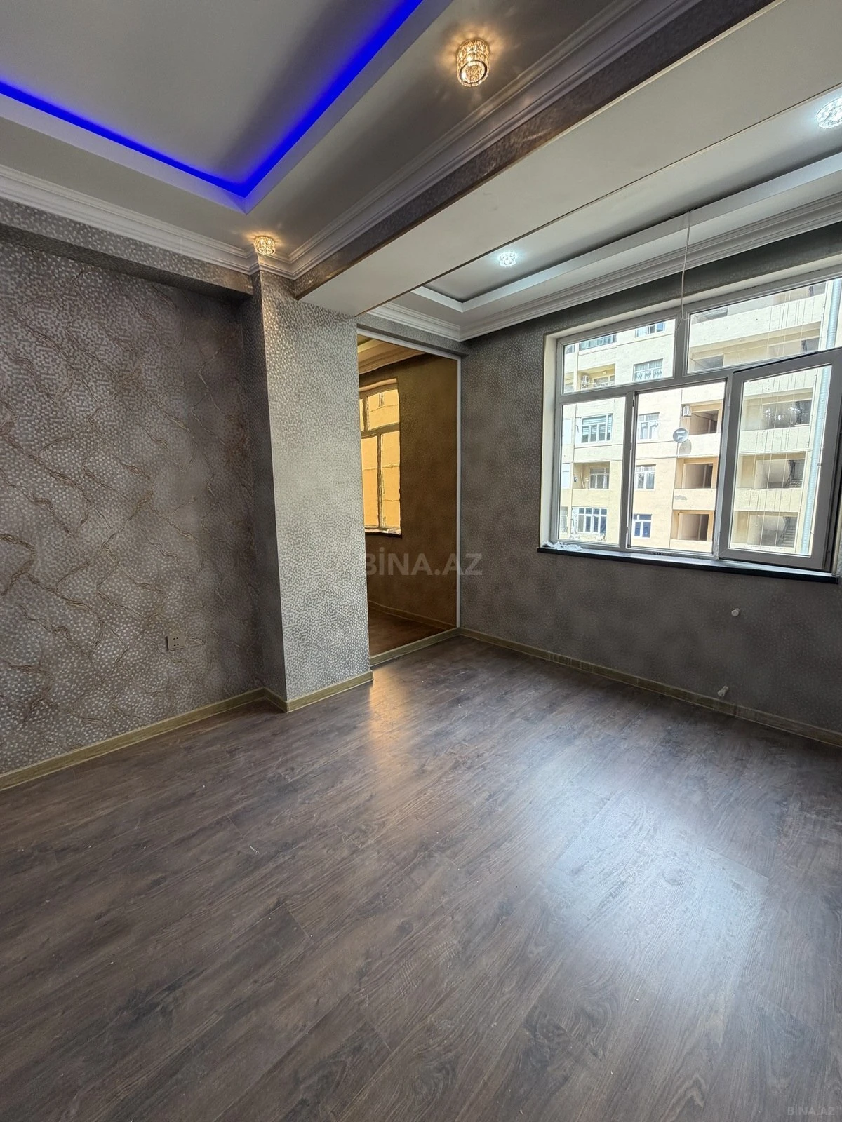 Satılır 2 otaqlı mənzil 62 m²