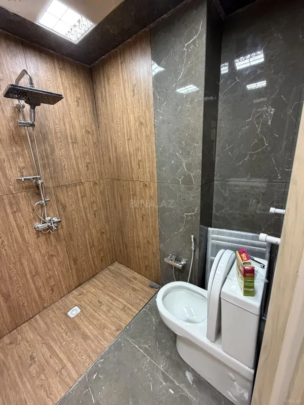 Satılır 2 otaqlı mənzil 62 m²