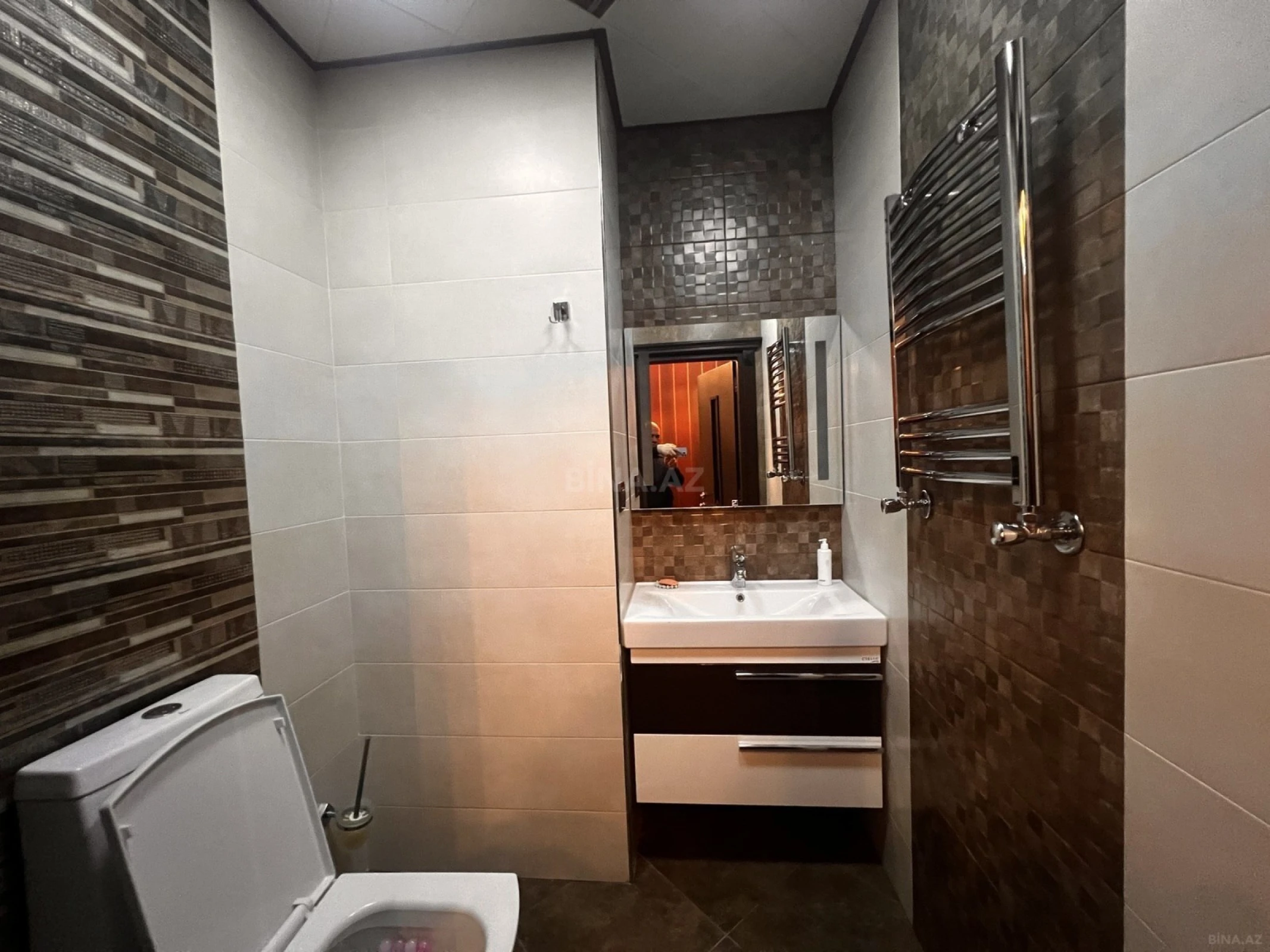 Kirayə verilir 3 otaqlı mənzil 140 m²