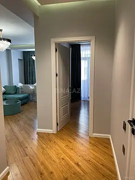 Kirayə verilir 2 otaqlı mənzil 65 m²