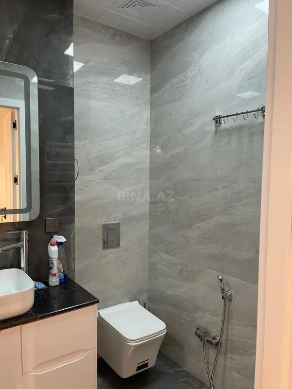 Kirayə verilir 2 otaqlı mənzil 65 m²