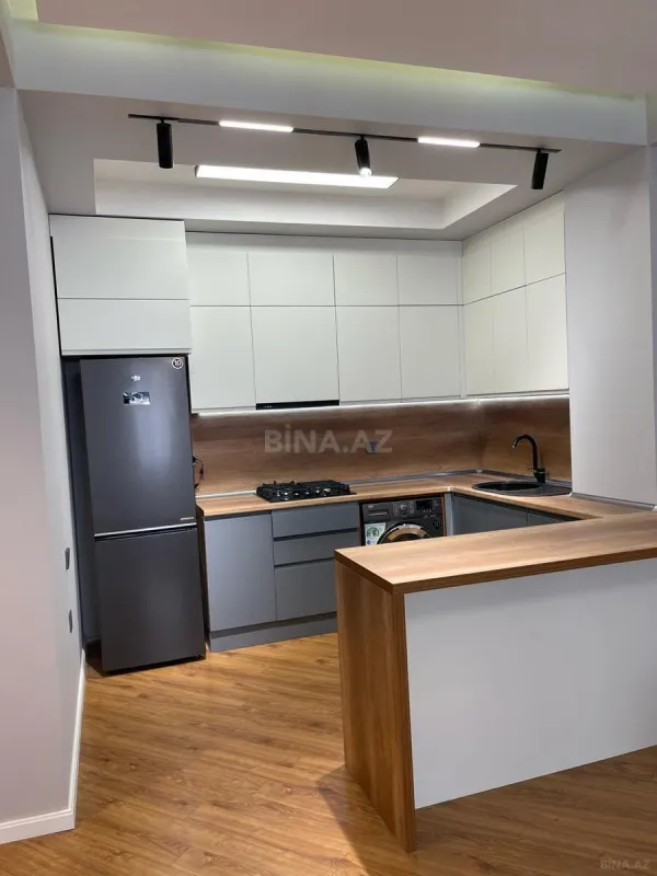 Kirayə verilir 2 otaqlı mənzil 65 m²