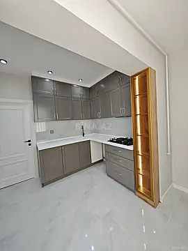 Satılır 4 otaqlı mənzil 100 m²