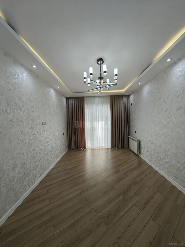 Satılır 4 otaqlı mənzil 100 m²