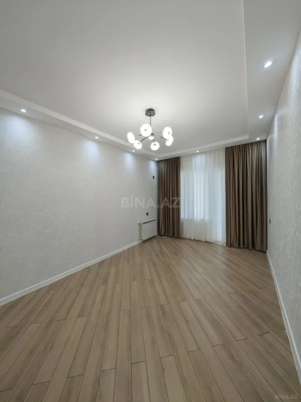 Satılır 4 otaqlı mənzil 100 m²
