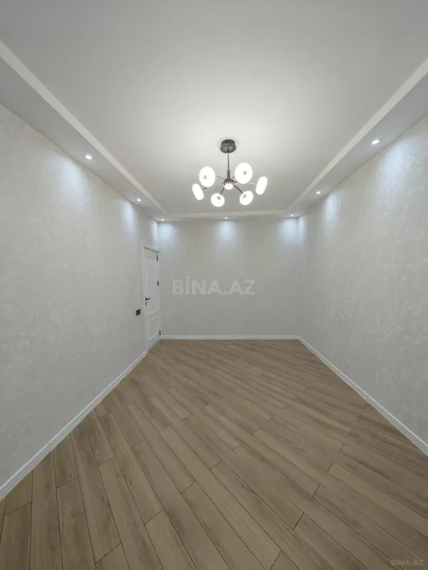 Satılır 4 otaqlı mənzil 100 m²