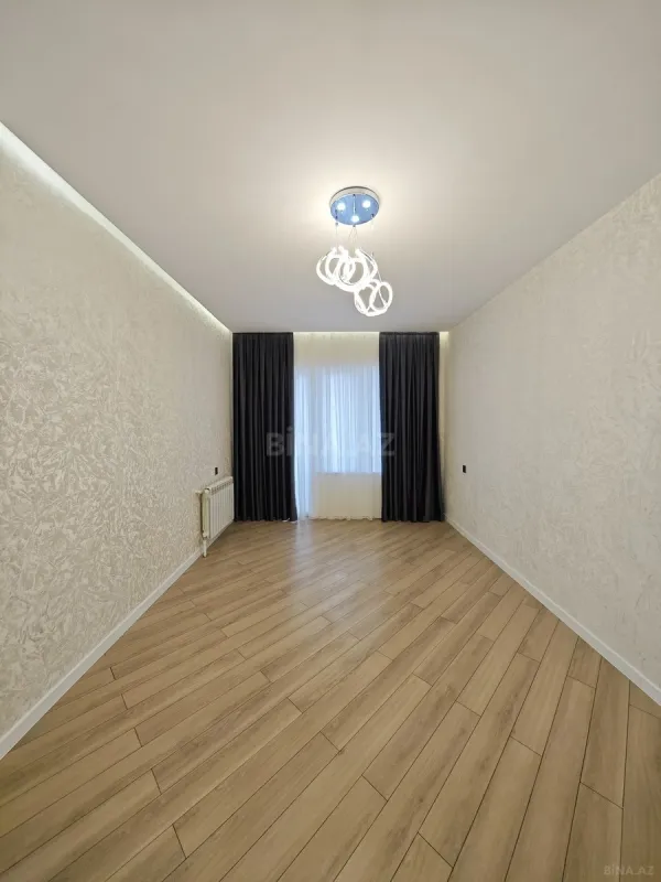 Satılır 4 otaqlı mənzil 100 m²