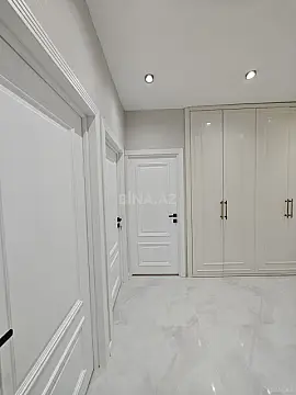 Satılır 4 otaqlı mənzil 100 m²