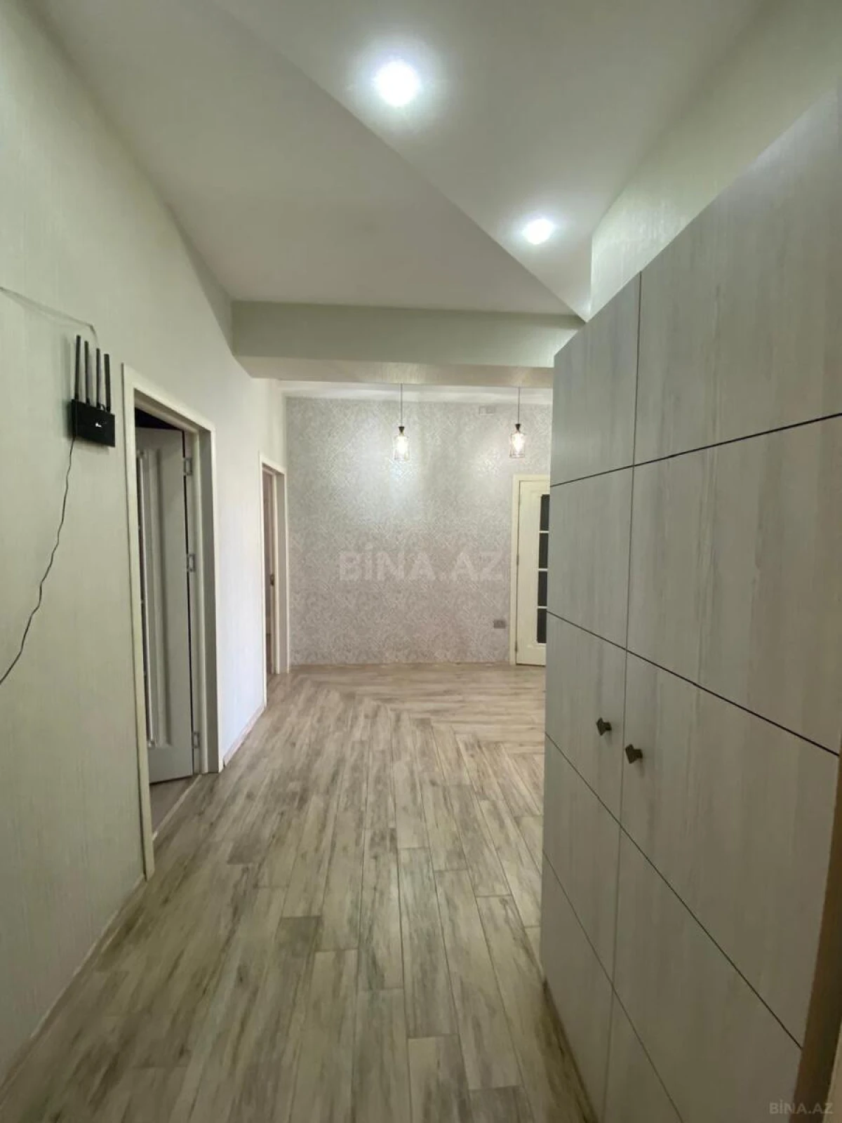 Kirayə verilir 3 otaqlı mənzil 160 m²