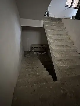 Satılır 6 otaqlı həyət evi 300 m²