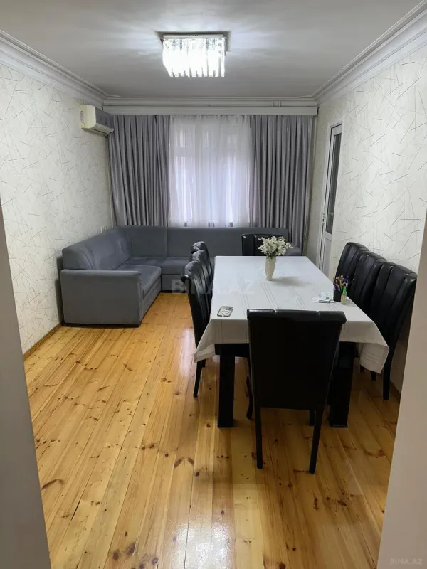 Satılır 5 otaqlı mənzil 105 m²