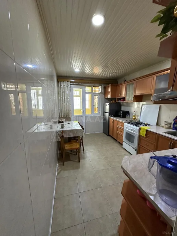 Satılır 5 otaqlı mənzil 105 m²