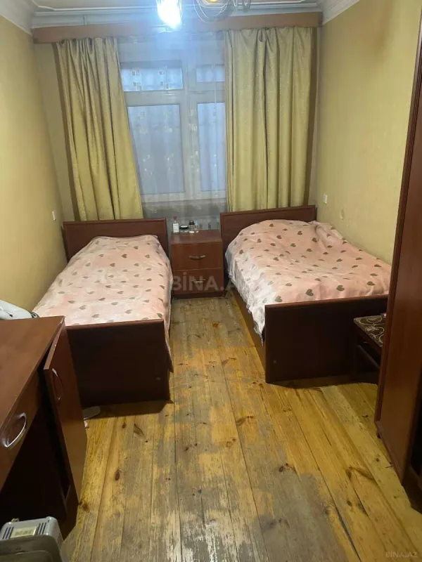 Satılır 5 otaqlı mənzil 105 m²