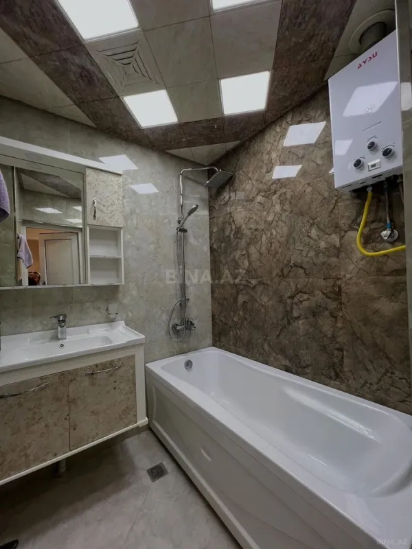 Satılır 2 otaqlı mənzil 67 m²