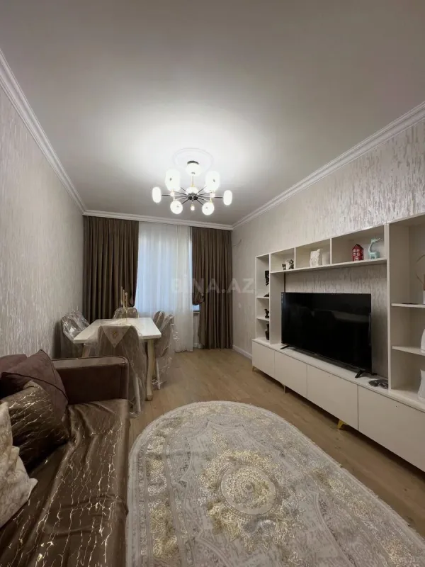Satılır 2 otaqlı mənzil 67 m²