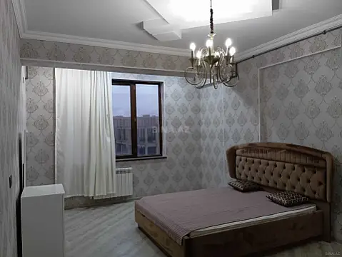 Satılır 2 otaqlı mənzil 88.2 m²