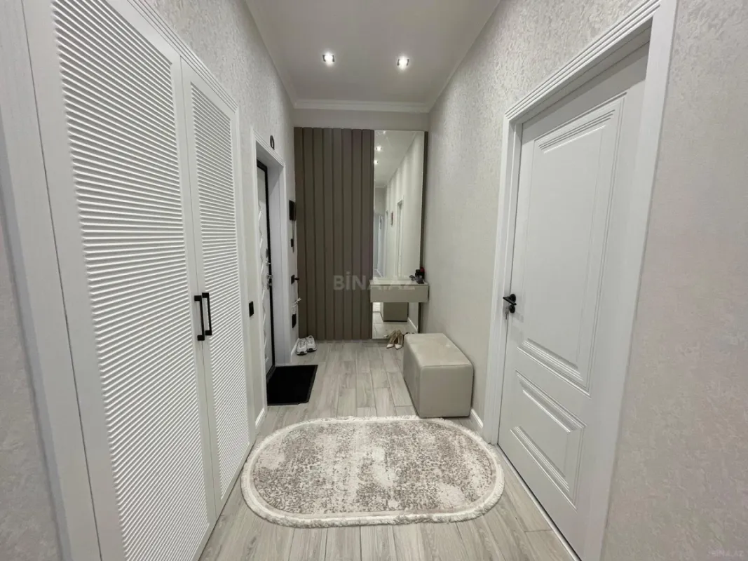 Satılır 3 otaqlı mənzil 112 m²