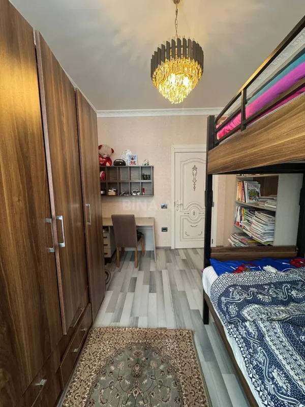 Satılır 3 otaqlı mənzil 80 m²