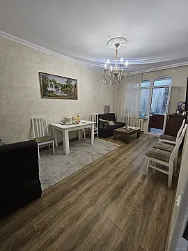 Satılır 2 otaqlı mənzil 52 m²