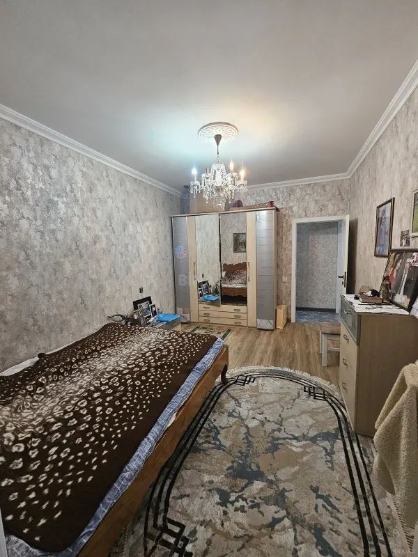 Satılır 2 otaqlı mənzil 52 m²