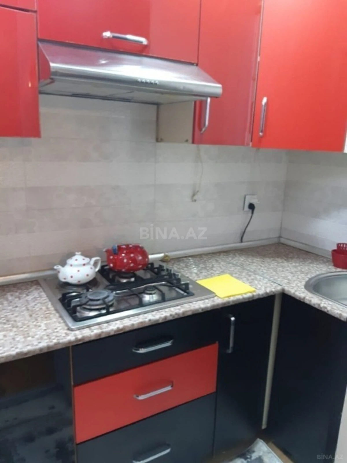 Kirayə verilir 2 otaqlı mənzil 50 m²