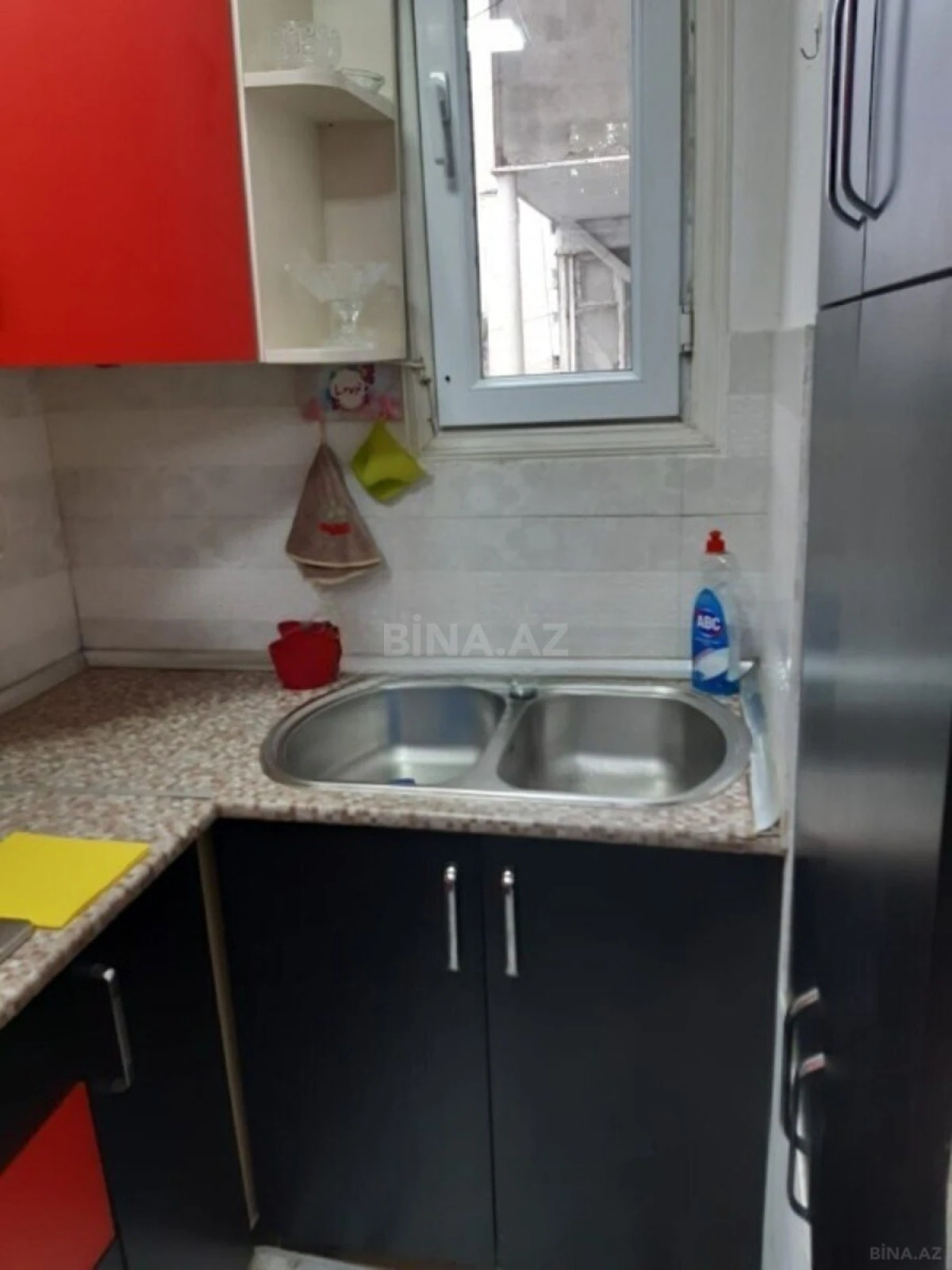 Kirayə verilir 2 otaqlı mənzil 50 m²