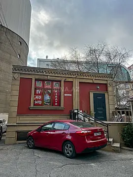 Kirayə verilir obyekt 120 m²
