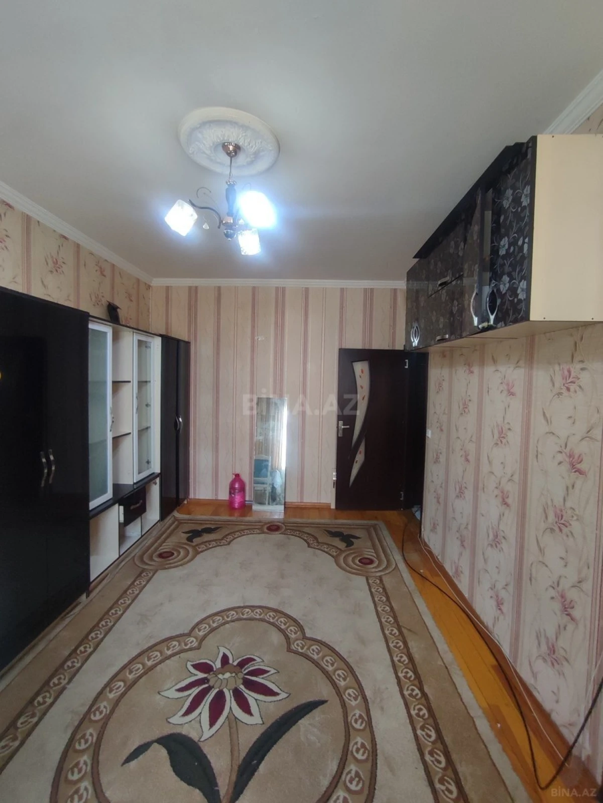 Kirayə verilir 2 otaqlı mənzil 40 m²