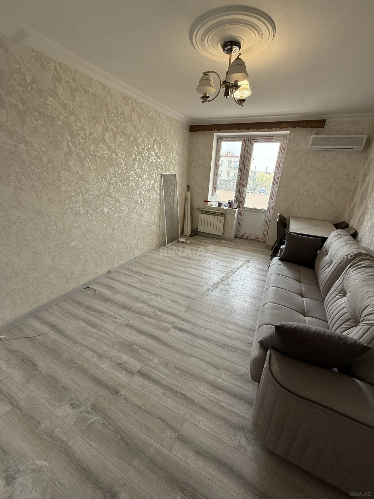 Kirayə verilir 1 otaqlı mənzil 40 m²