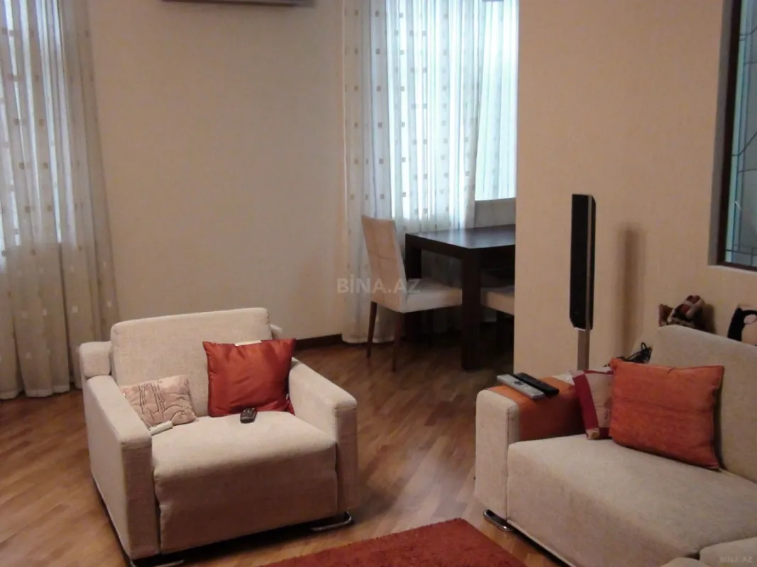 Kirayə verilir 3 otaqlı mənzil 75 m²