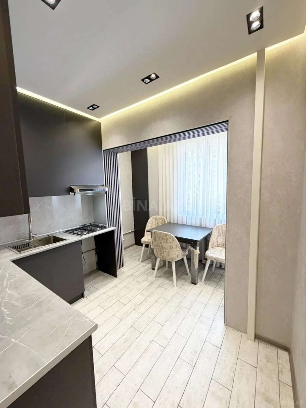 Satılır 3 otaqlı mənzil 85 m²