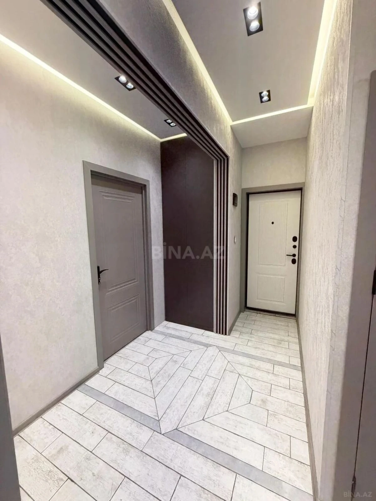 Satılır 3 otaqlı mənzil 85 m²