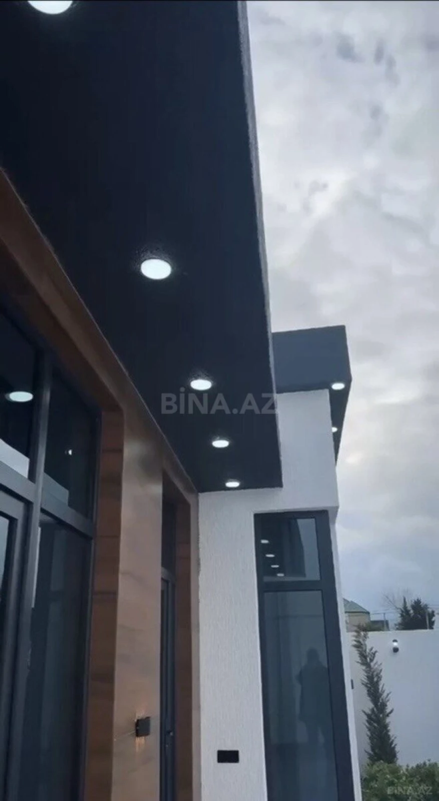 Satılır 4 otaqlı həyət evi 130 m²