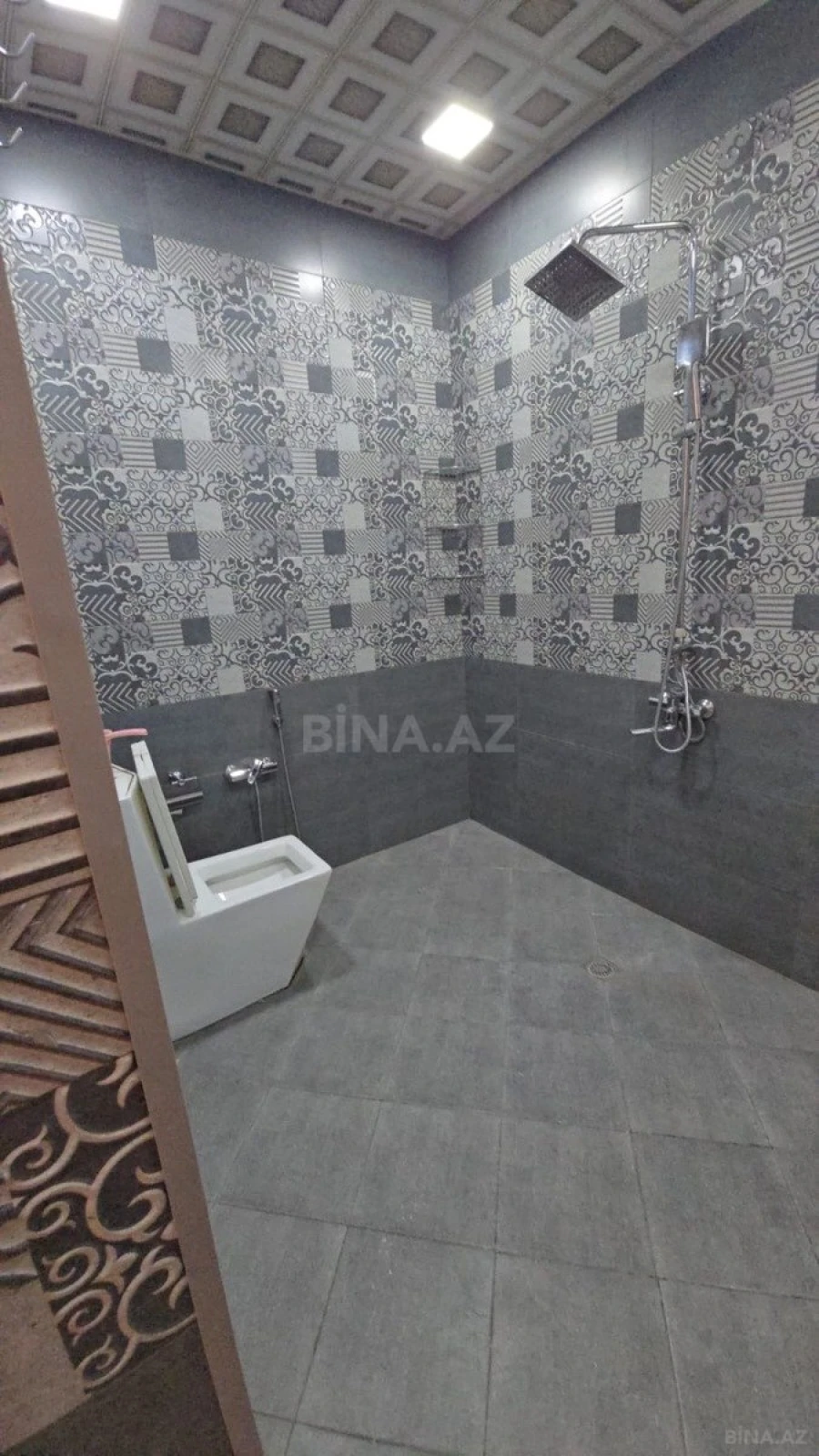 Satılır 6 otaqlı həyət evi 200 m²