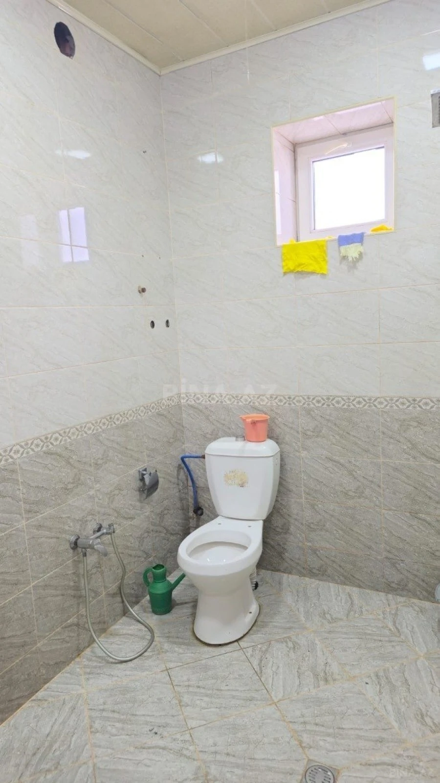 Satılır 6 otaqlı həyət evi 200 m²