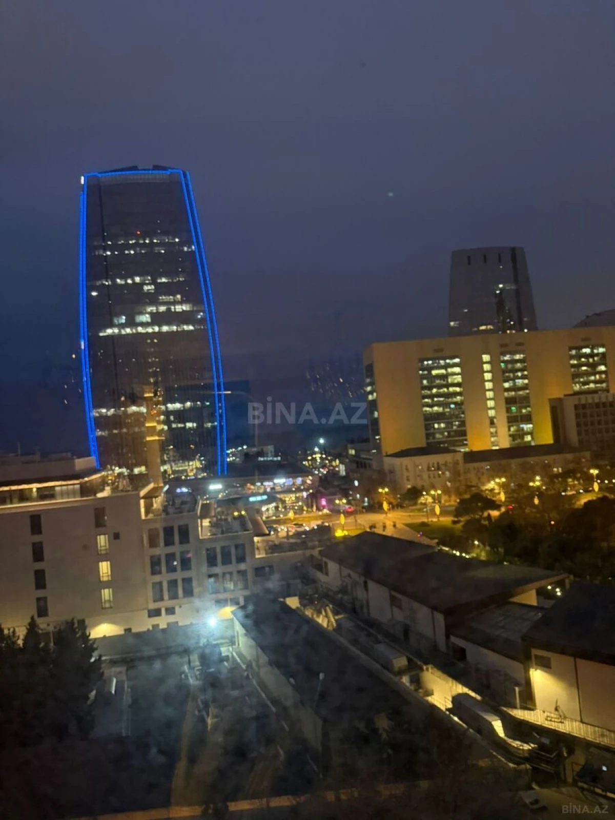 Kirayə verilir 3 otaqlı ofis 120 m²