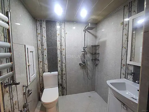 Kirayə verilir 2 otaqlı mənzil 55 m²