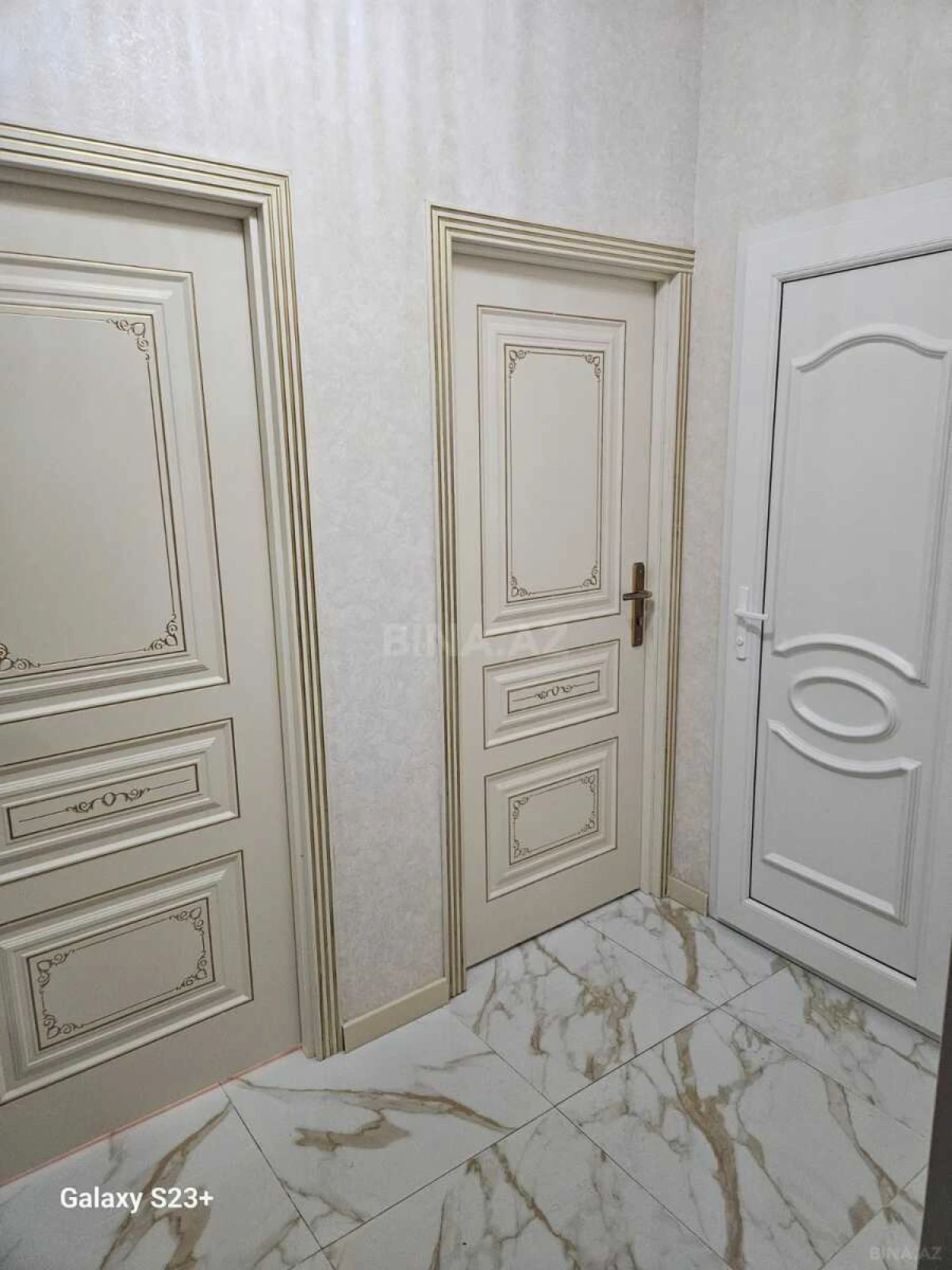 Kirayə verilir 2 otaqlı mənzil 55 m²