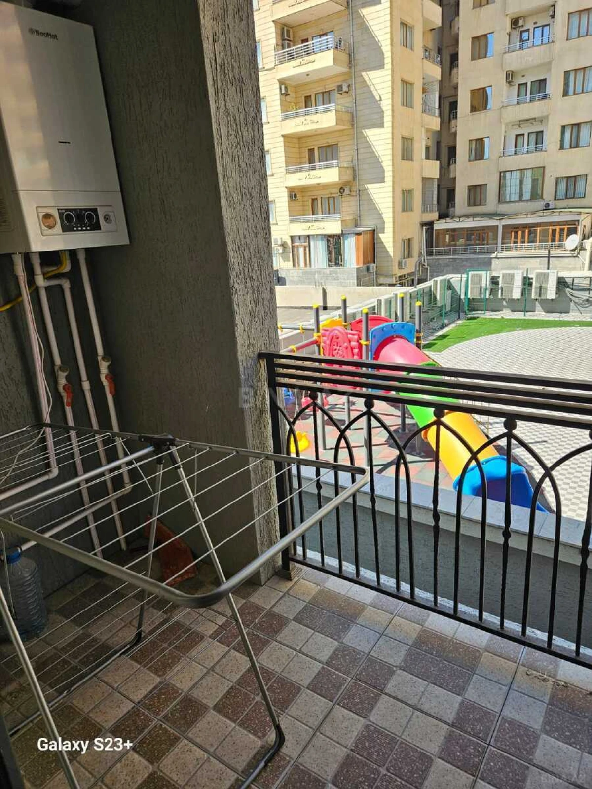 Kirayə verilir 2 otaqlı mənzil 55 m²