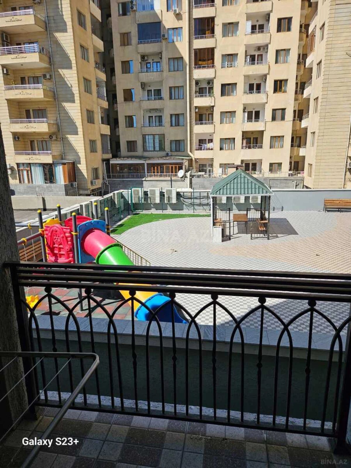 Kirayə verilir 2 otaqlı mənzil 55 m²
