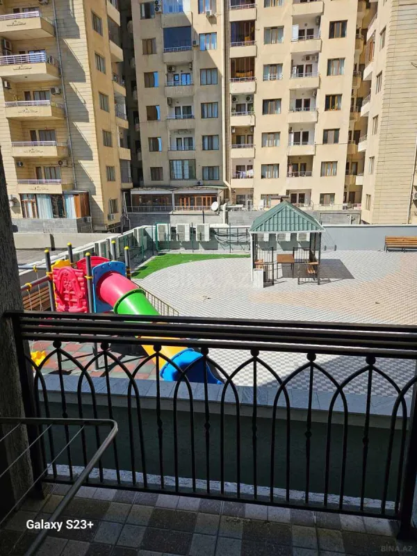 Kirayə verilir 2 otaqlı mənzil 55 m²