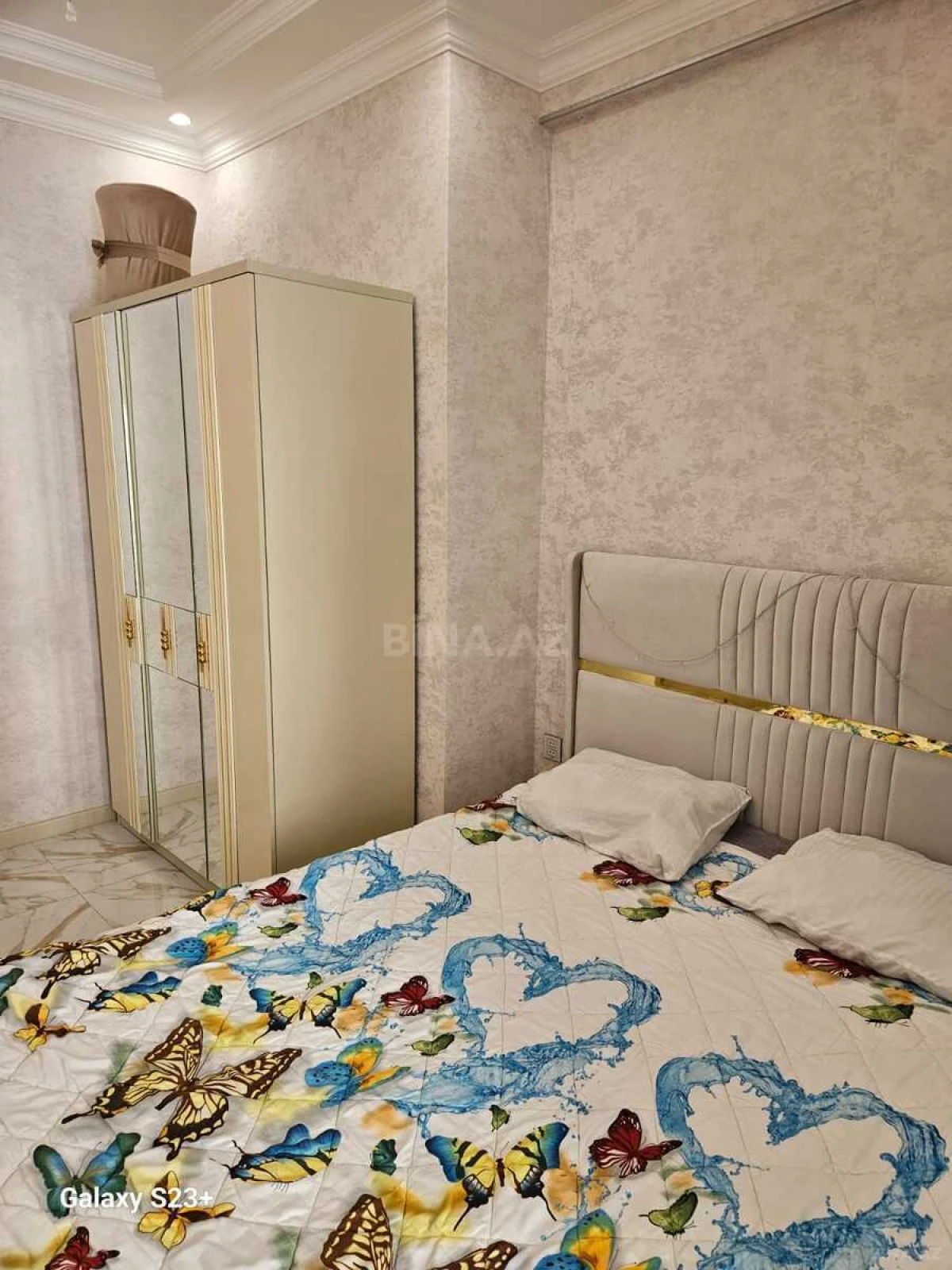 Kirayə verilir 2 otaqlı mənzil 55 m²