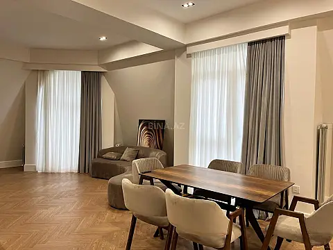 Kirayə verilir 2 otaqlı mənzil 110 m² — Bakı 2 otaq 110.00 m²
