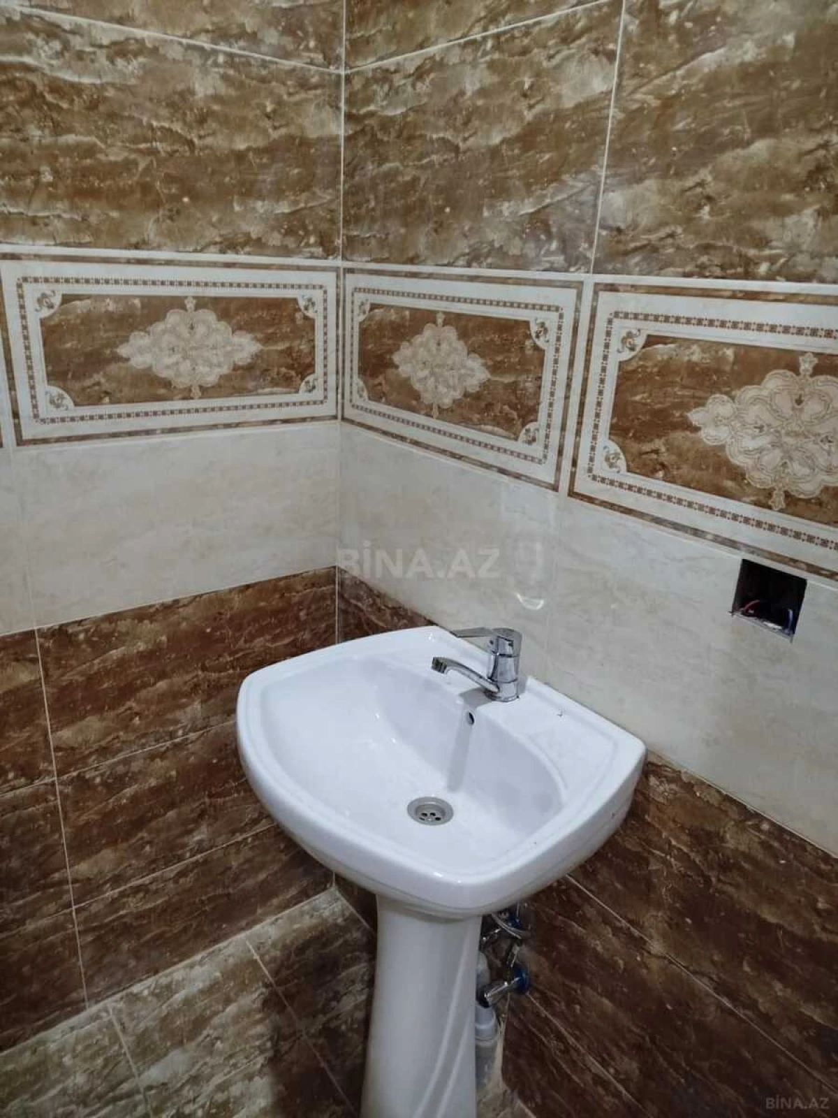 Kirayə verilir 3 otaqlı mənzil 100 m²