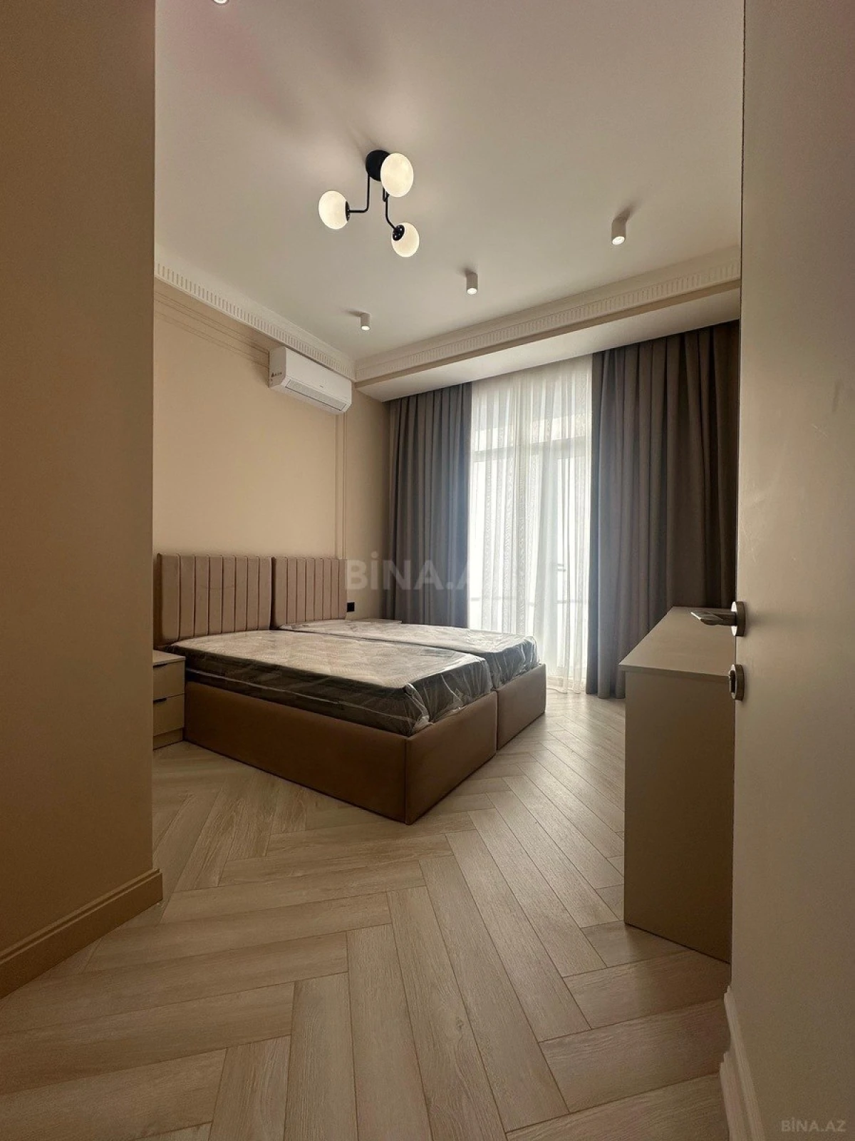 Kirayə verilir 3 otaqlı mənzil 110 m²